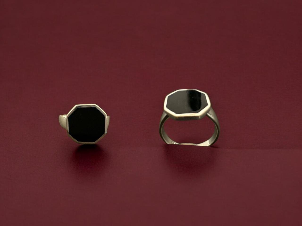 Black Round Stone Men’s Ring