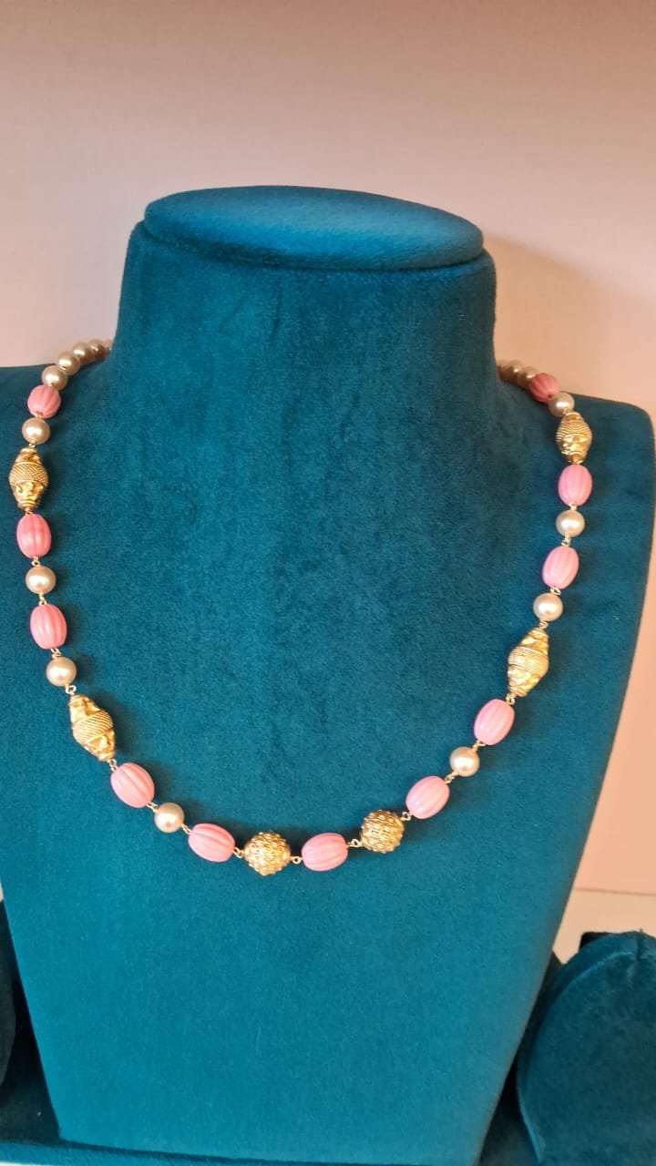 Coral Oval Shape Lines with Swarovski Pearls & Gold Balls Beads Chain