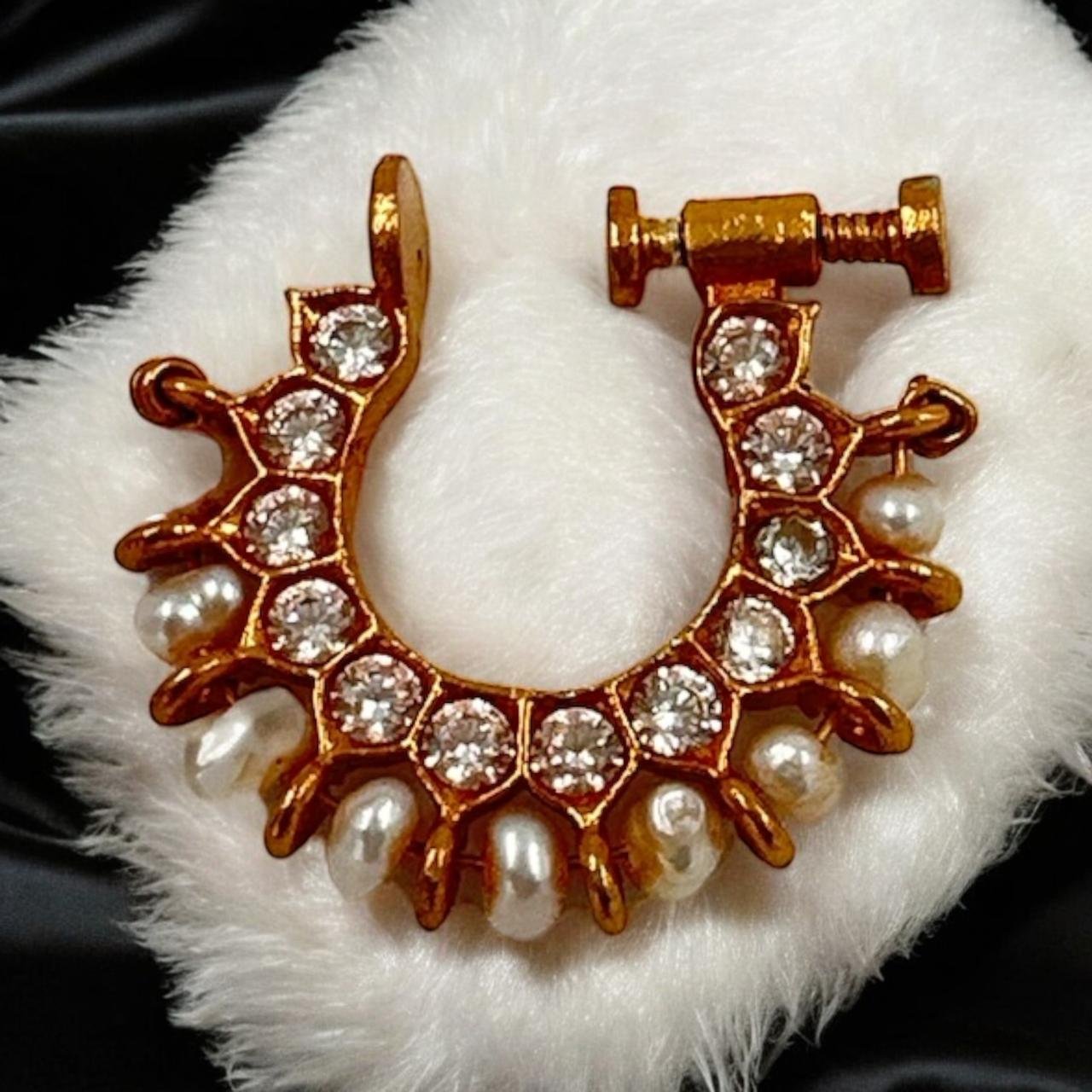 Cz stone with pals hanging nose pin