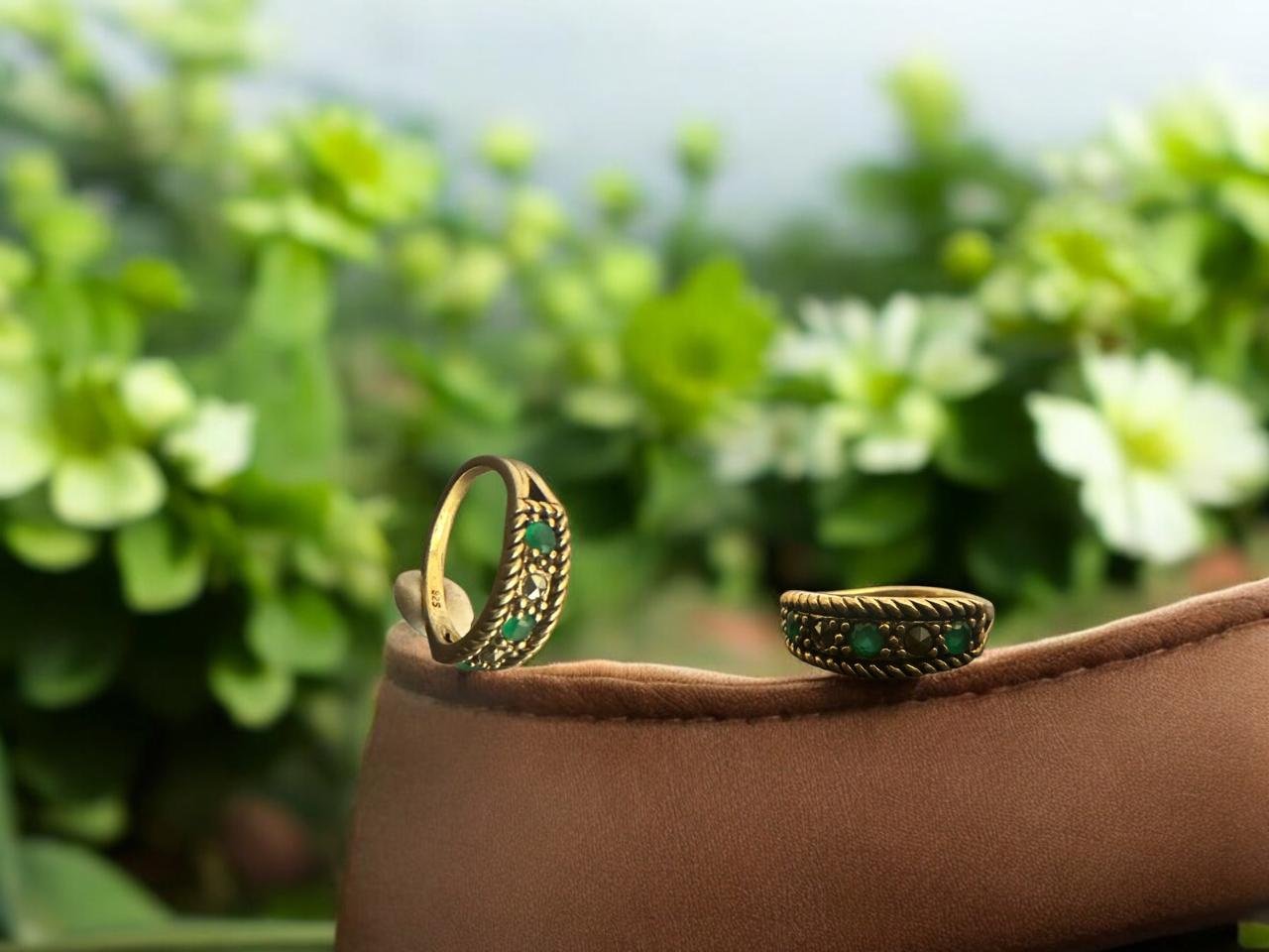 Green & Marker Stones Gold Polish Ladies Ring