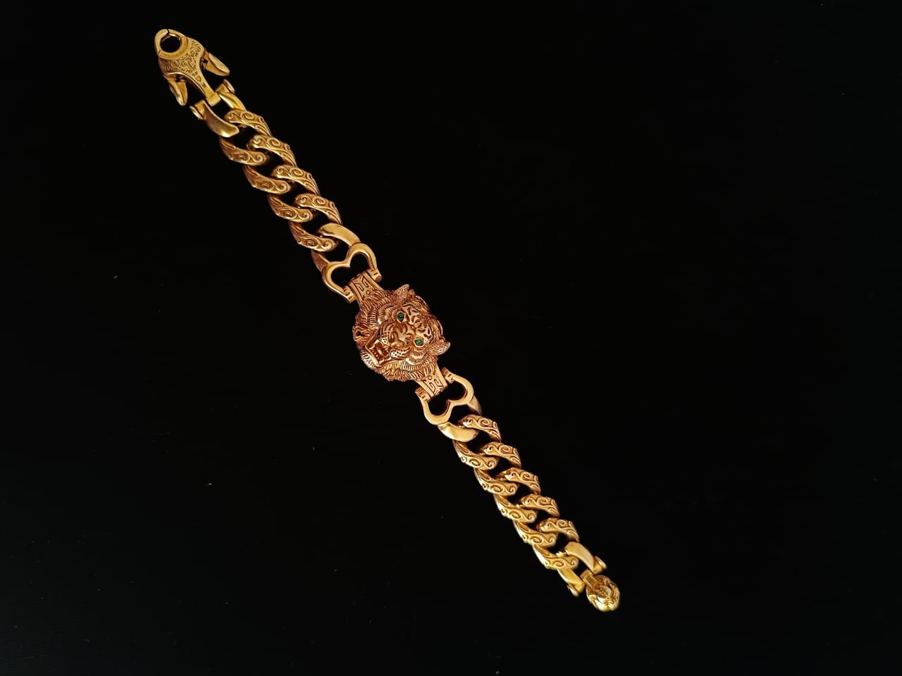 Lion men's bracelet with gold polish