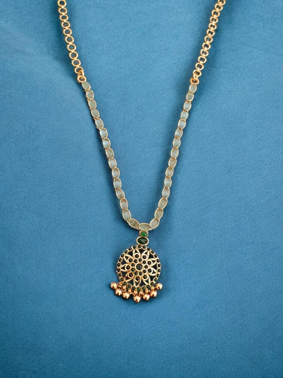 Lite Green Pota Pendant Necklace