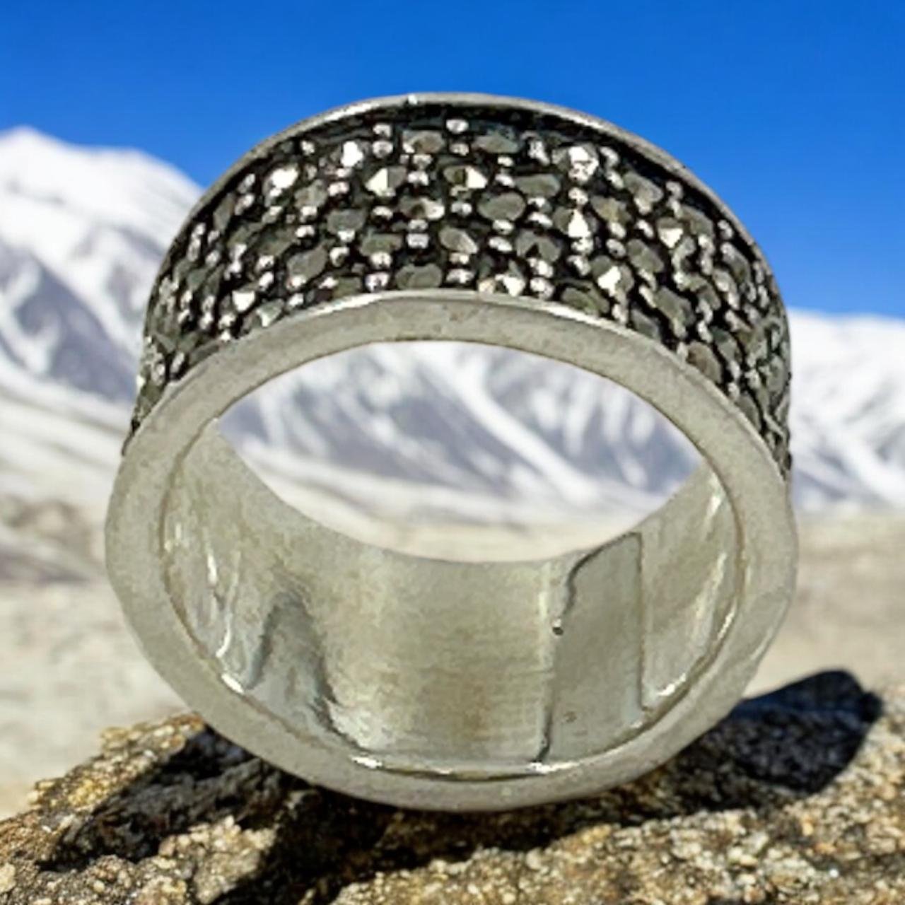 Marker Stone Men’s Finger Ring