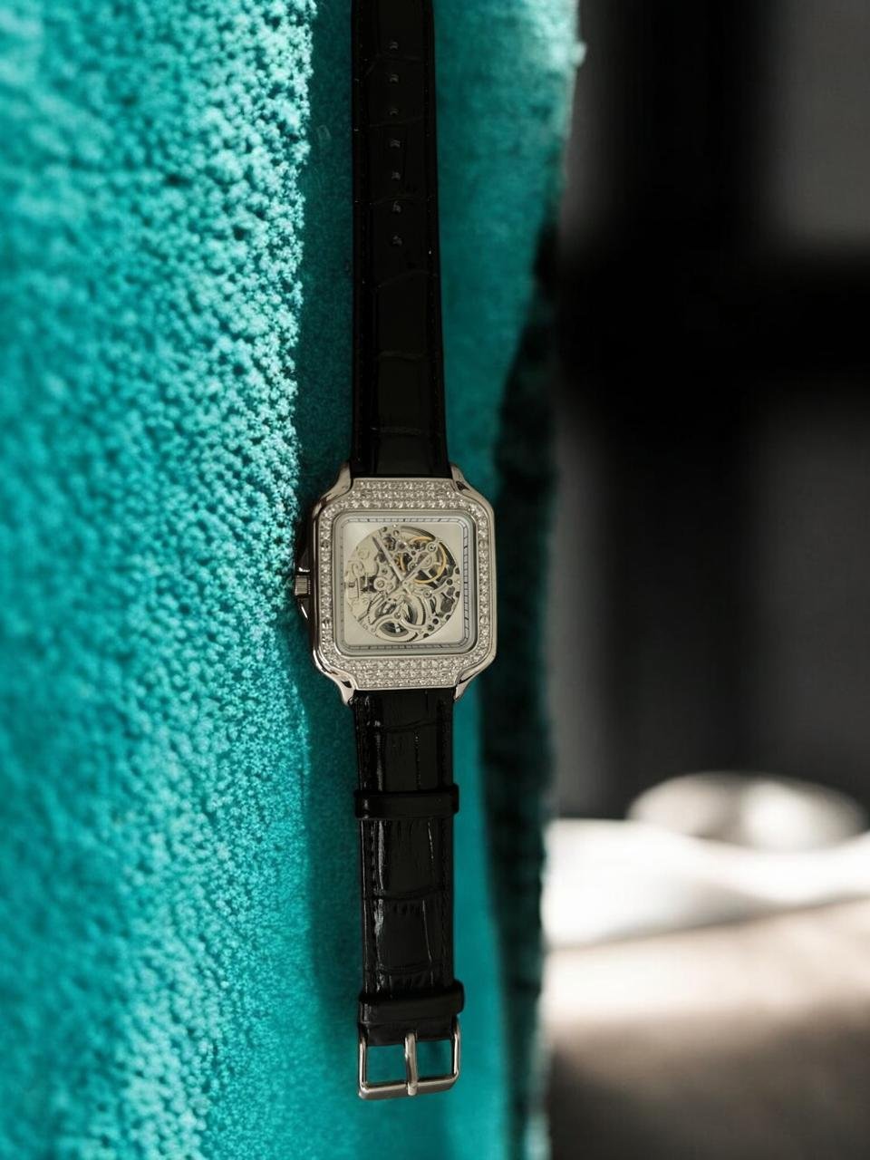 Men's  watches  with  black  belt automatic  model