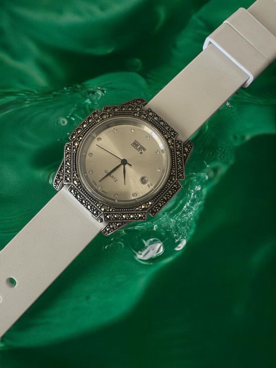 Men's watches  with wait belt