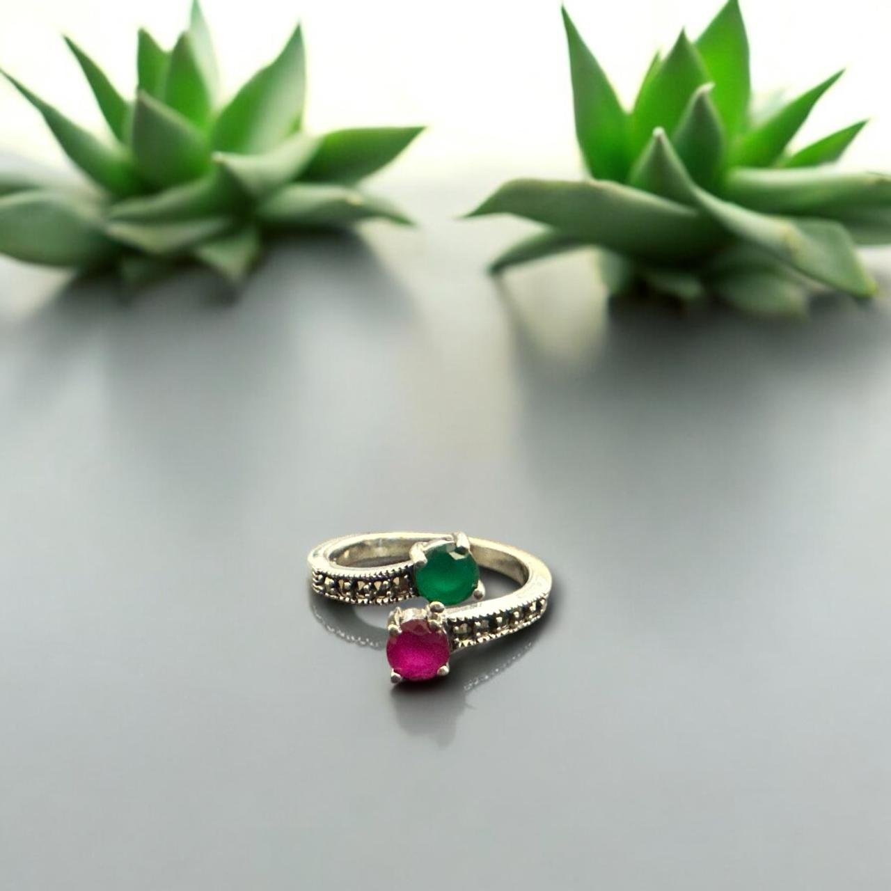 Pink & Green Stones Marker Silver Polish Ladies Ring