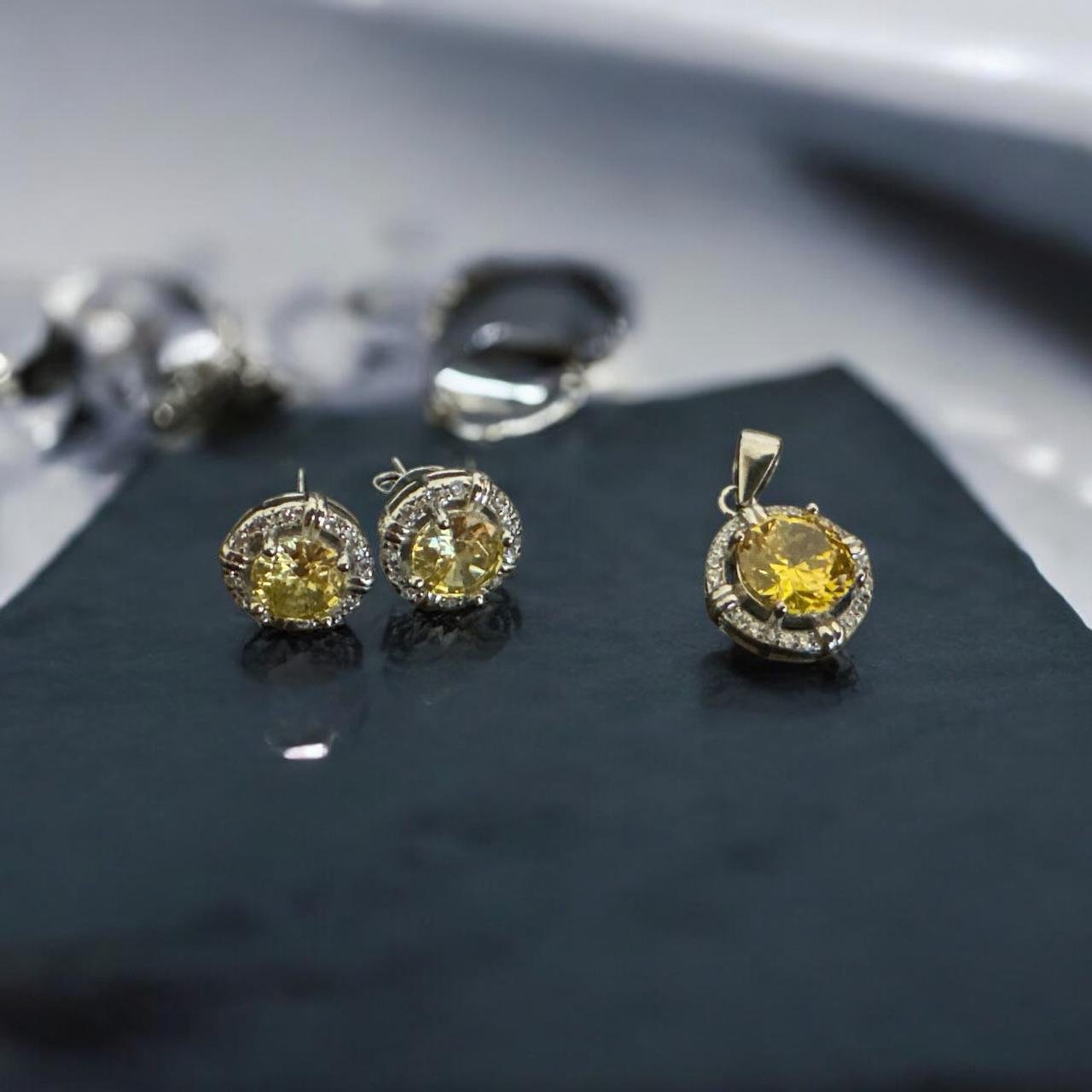 Premium cz stones with silver polish  and  yellow color  stone pendent set