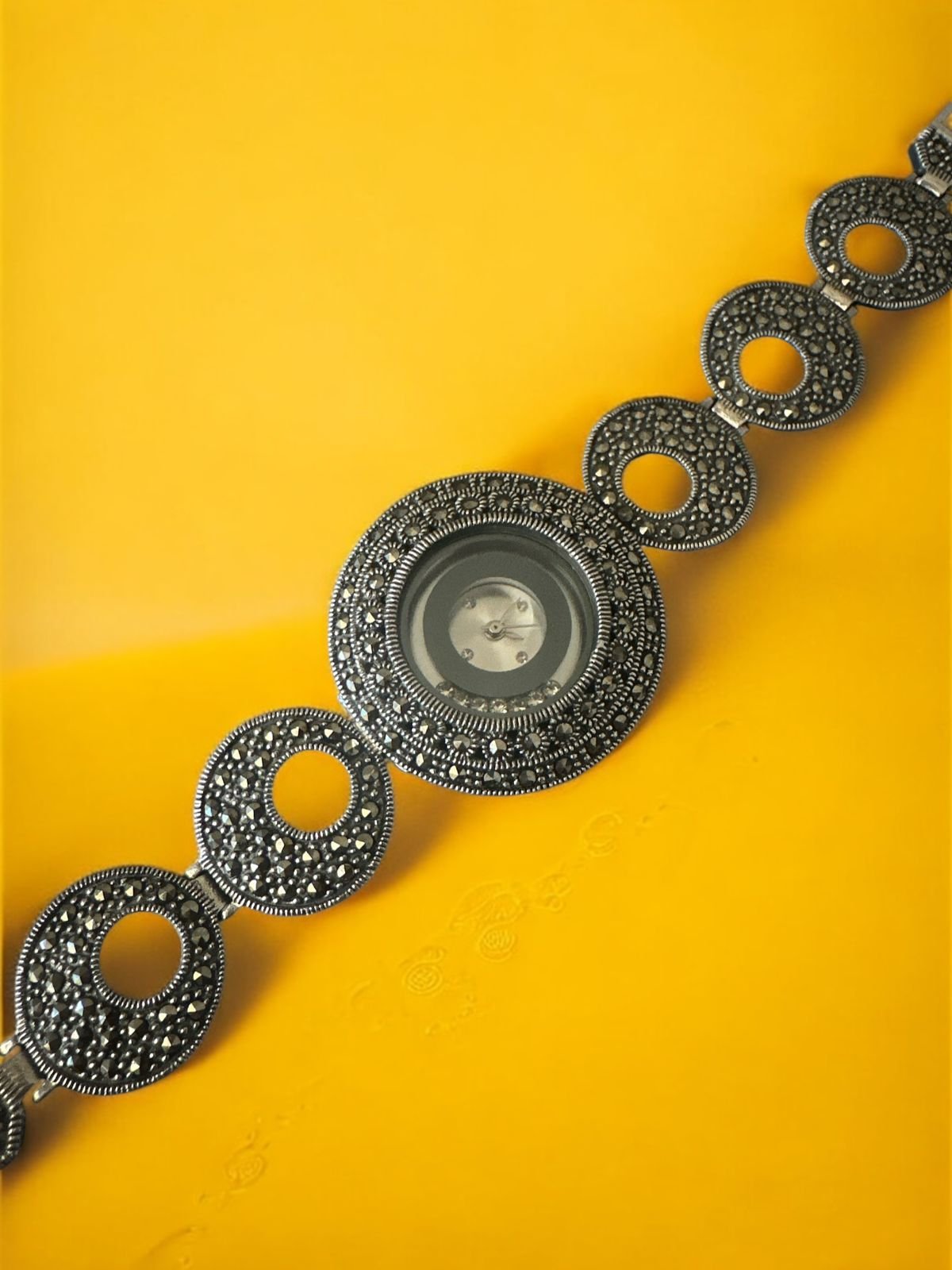 Round shape marker stone studded ladies watch