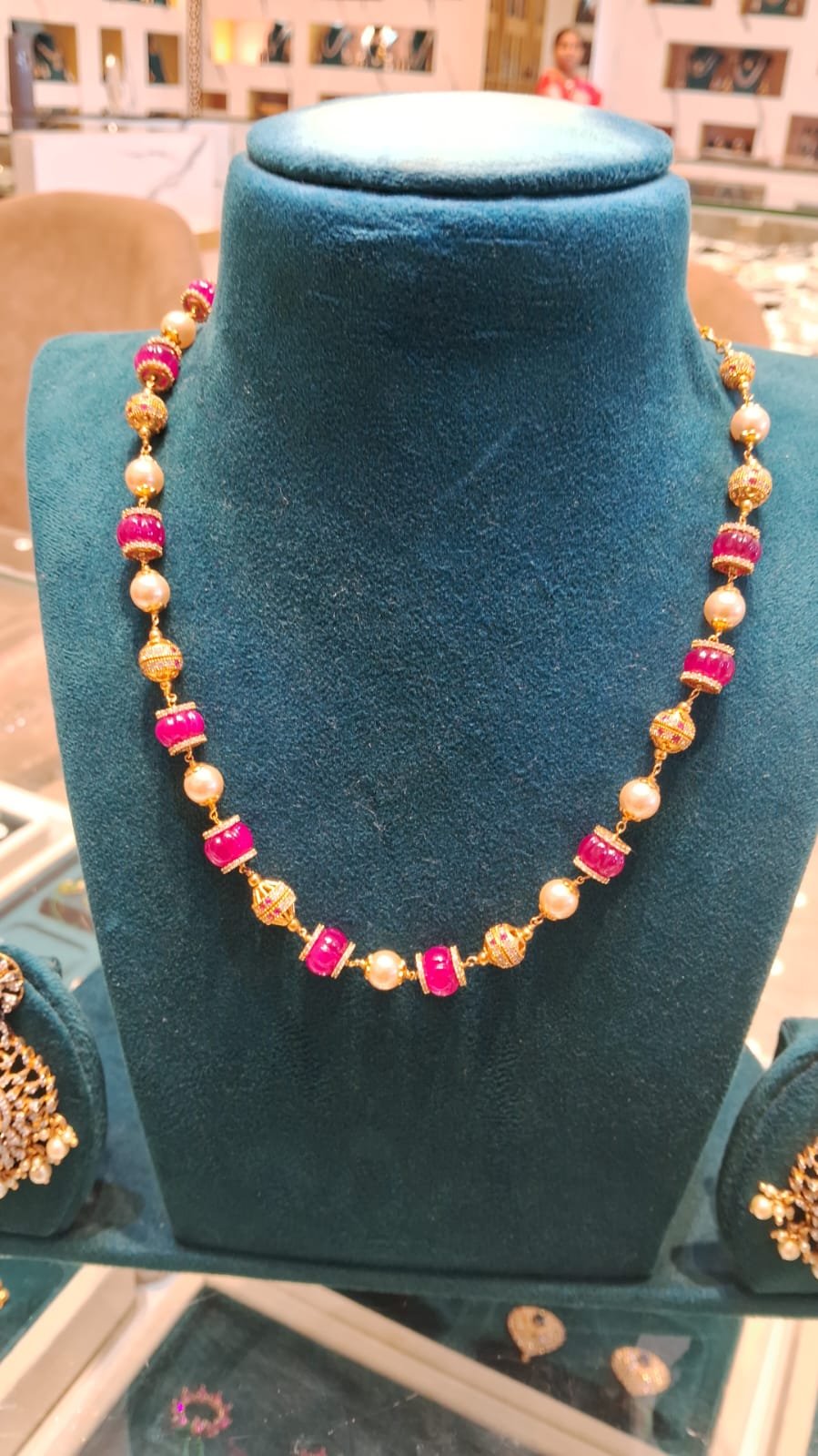 Ruby Pumpkin Beads Beads Chain