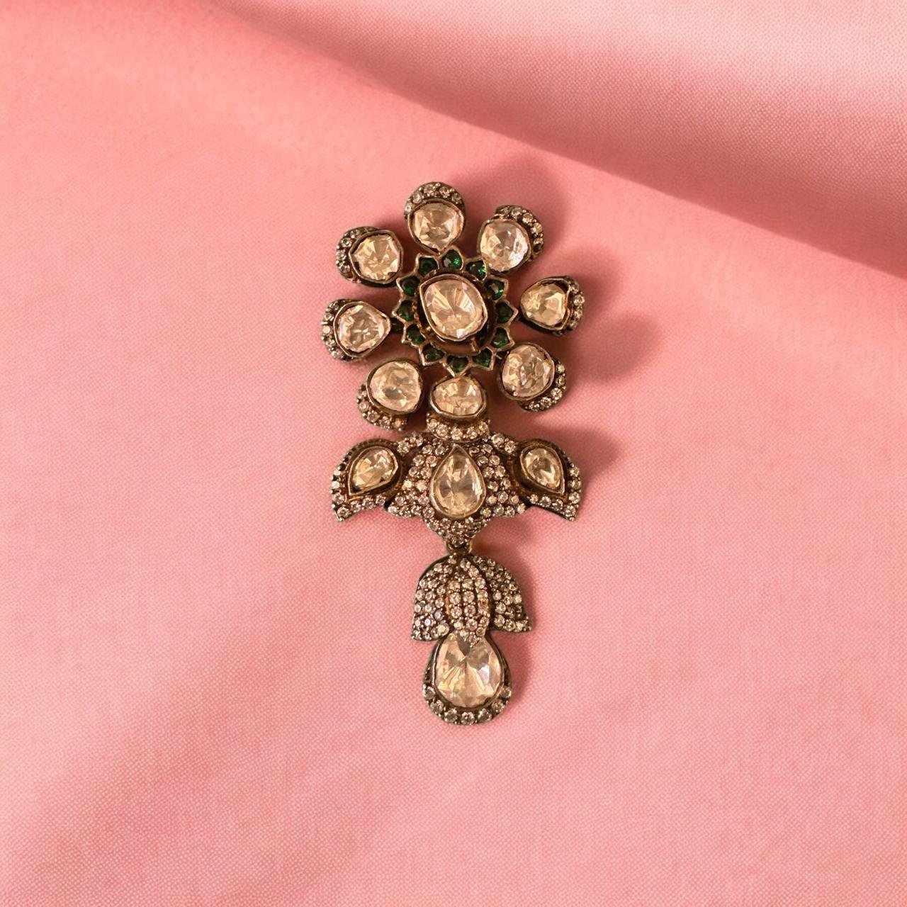 Victoria Polish Pendant